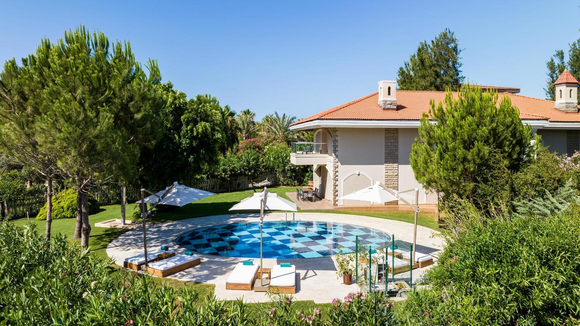 Sirene Resort